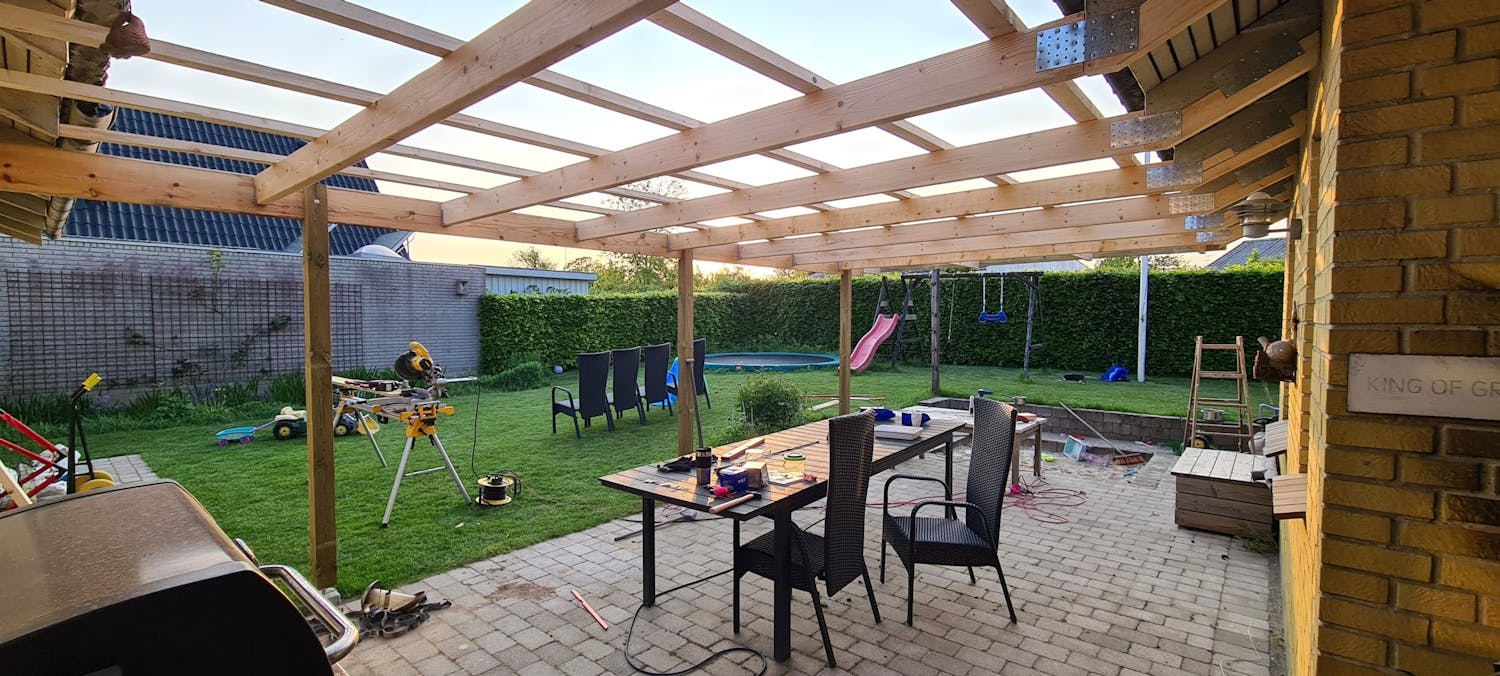 Overdækning med tagrende Overdækning med tagrende